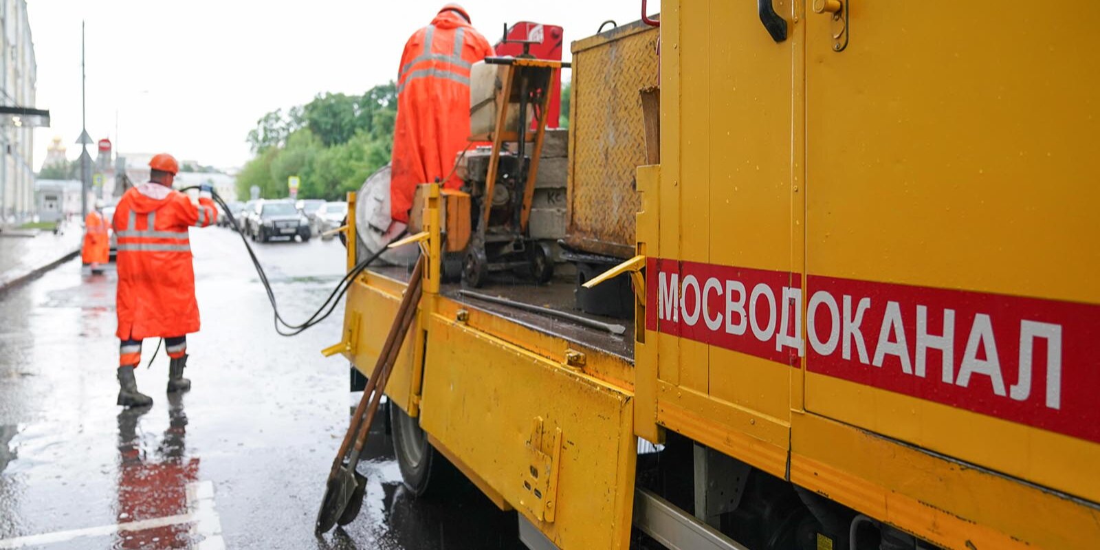 В знаменитом «доме на ножках» в Беговом произошло наводнение | Ямское поле ( Беговой район)